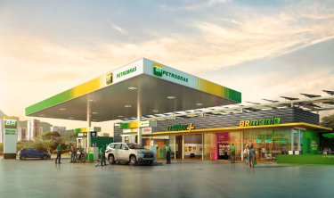 Imagem de Posto Petrobras com unidade de Lubrax+ e loja BR Mania